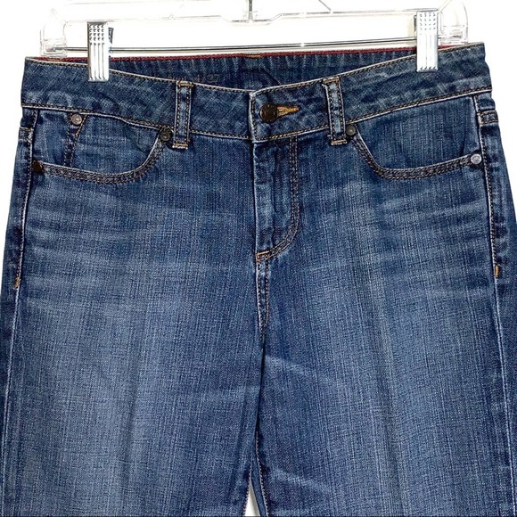 Talbots Heritage Boot Cut  mid rise Jeans in Medium Wash size 4 - Picture 2 of 4